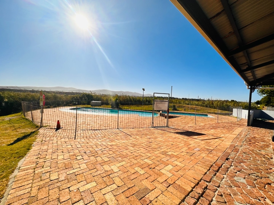 2 Bedroom Property for Sale in Table View Western Cape